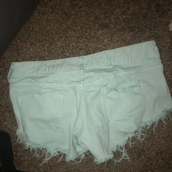 Highwasted teal shorts - Picture 2 of 3